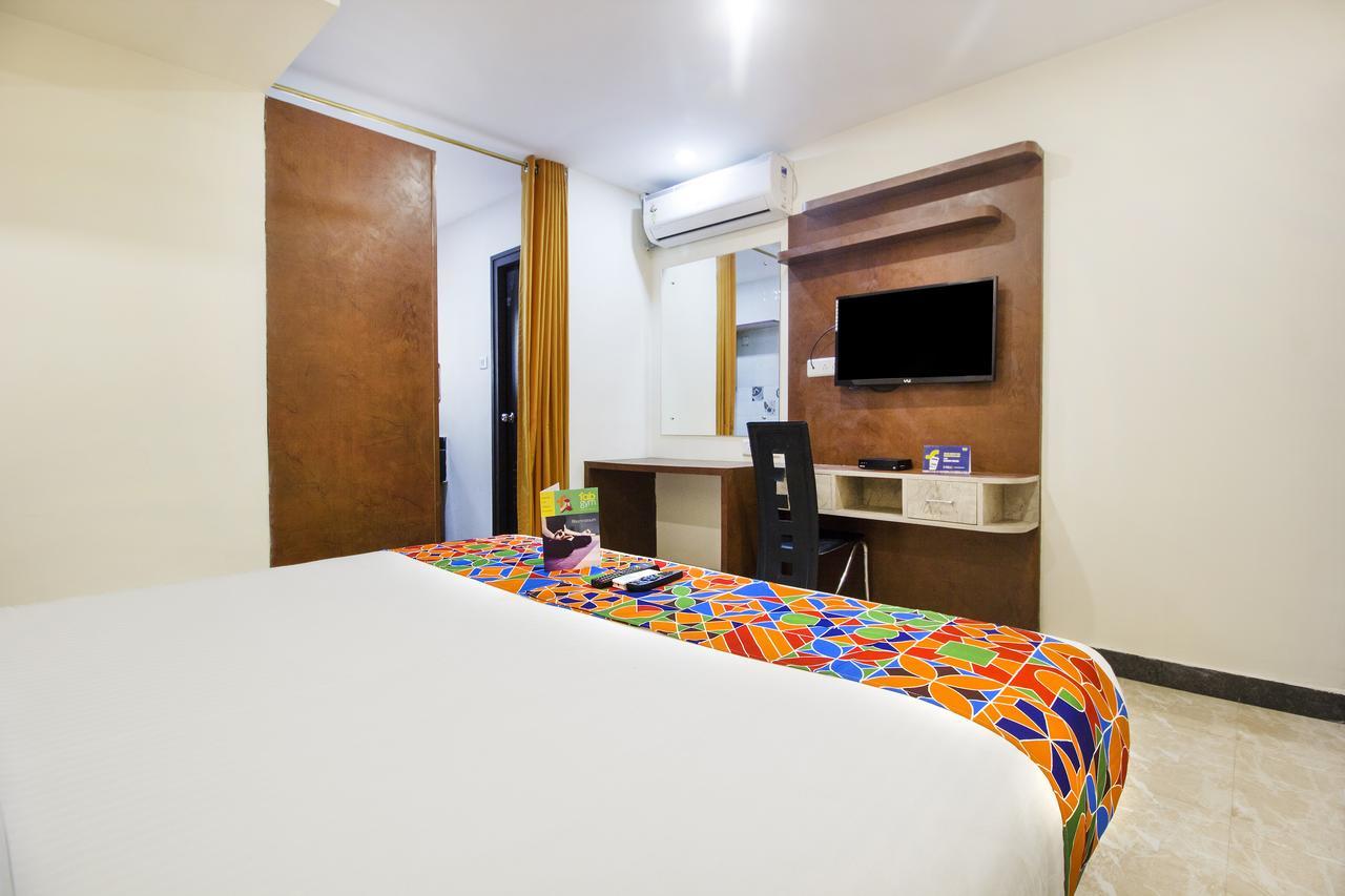 Fabhotel Crown Suites - Nr Sony Signals Bangalore Exteriör bild