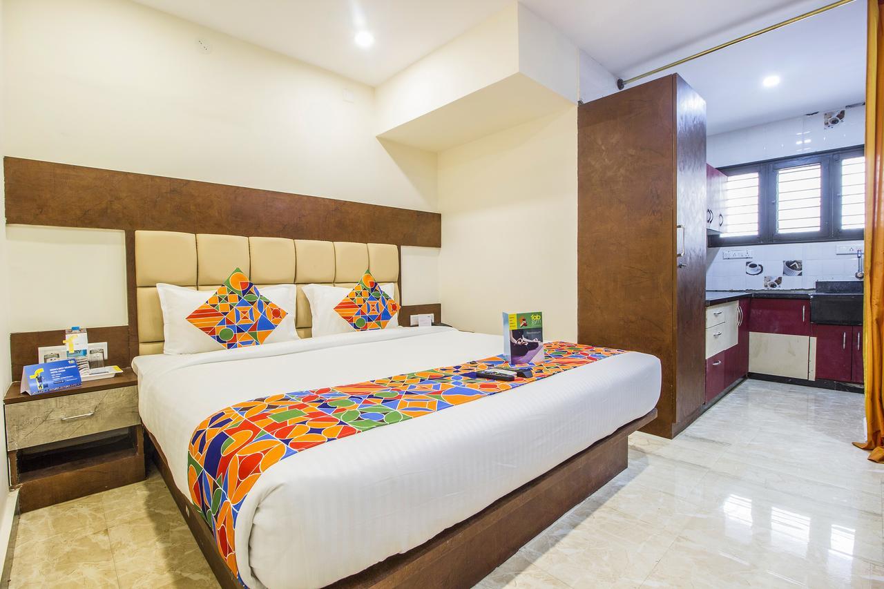 Fabhotel Crown Suites - Nr Sony Signals Bangalore Exteriör bild