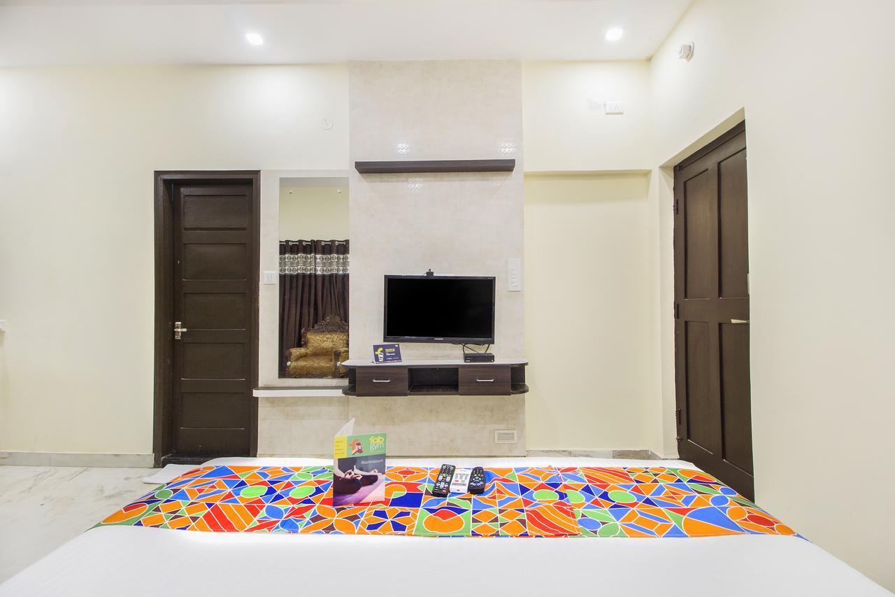 Fabhotel Crown Suites - Nr Sony Signals Bangalore Exteriör bild